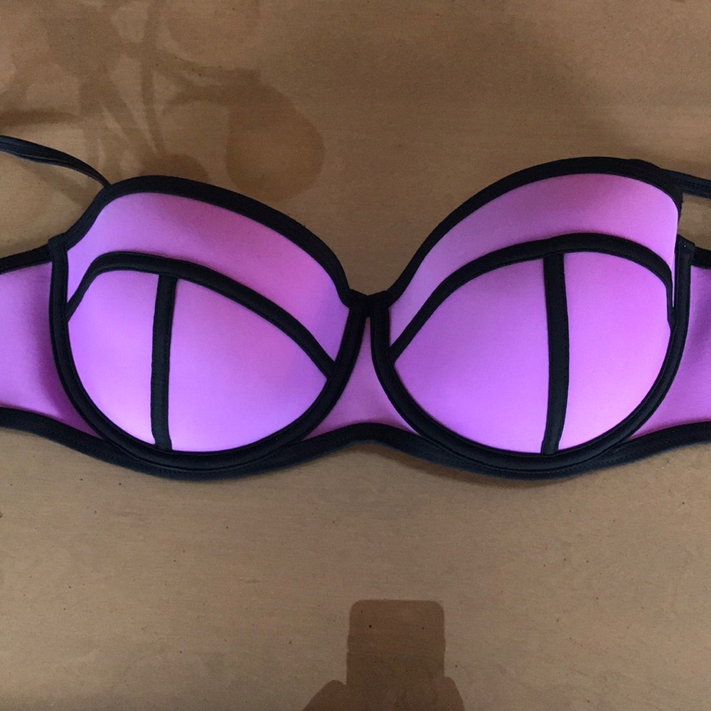Triangl bathing suit top